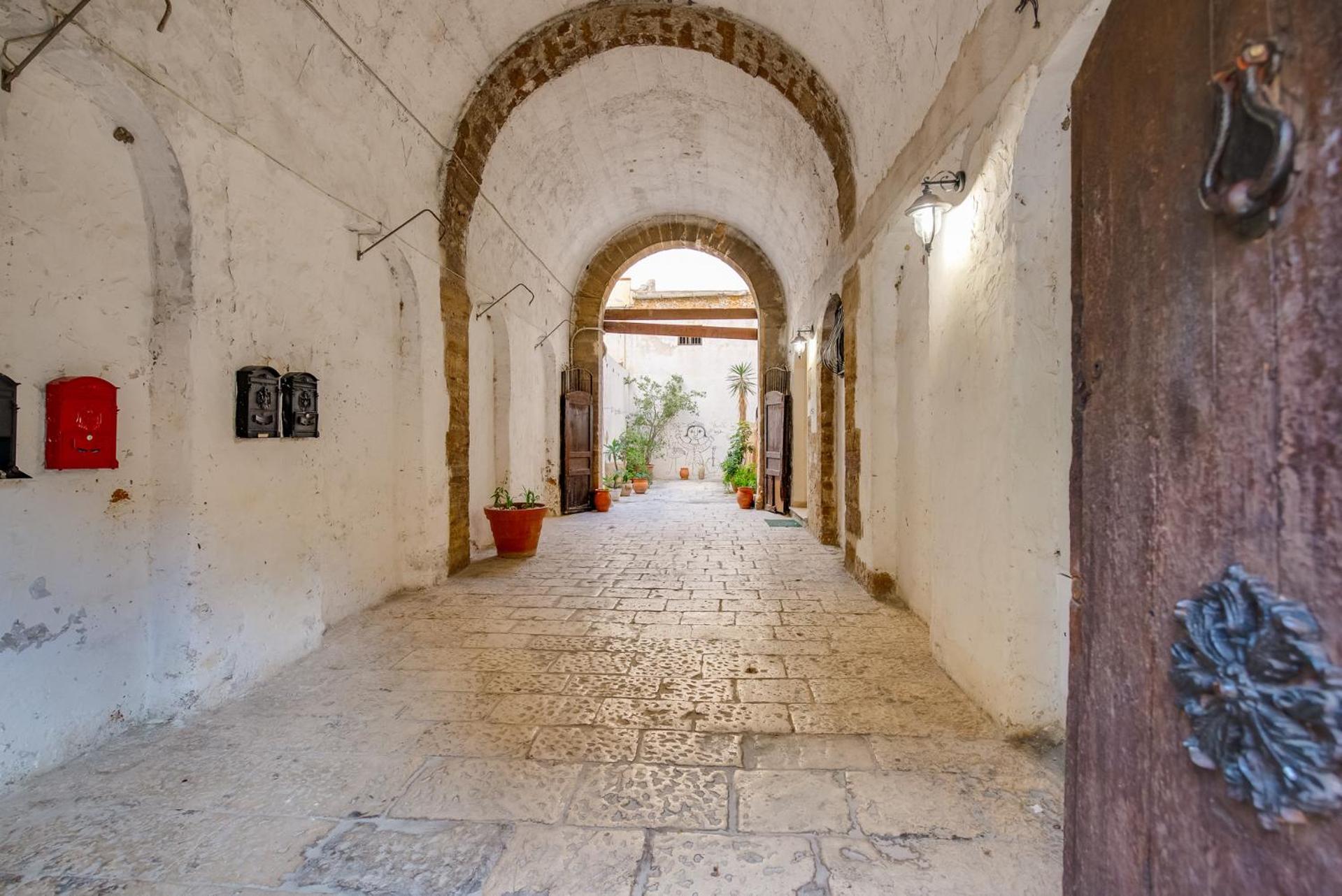 B&B Tommaso Fazello Sciacca Residenza Artistica Екстериор снимка